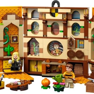 Alternative view of LEGO Harry Potter 76412 Håsblås banner