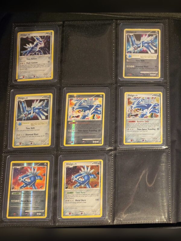 Sju Dialga-kort fra Diamond og Pearl-epoken i en permside